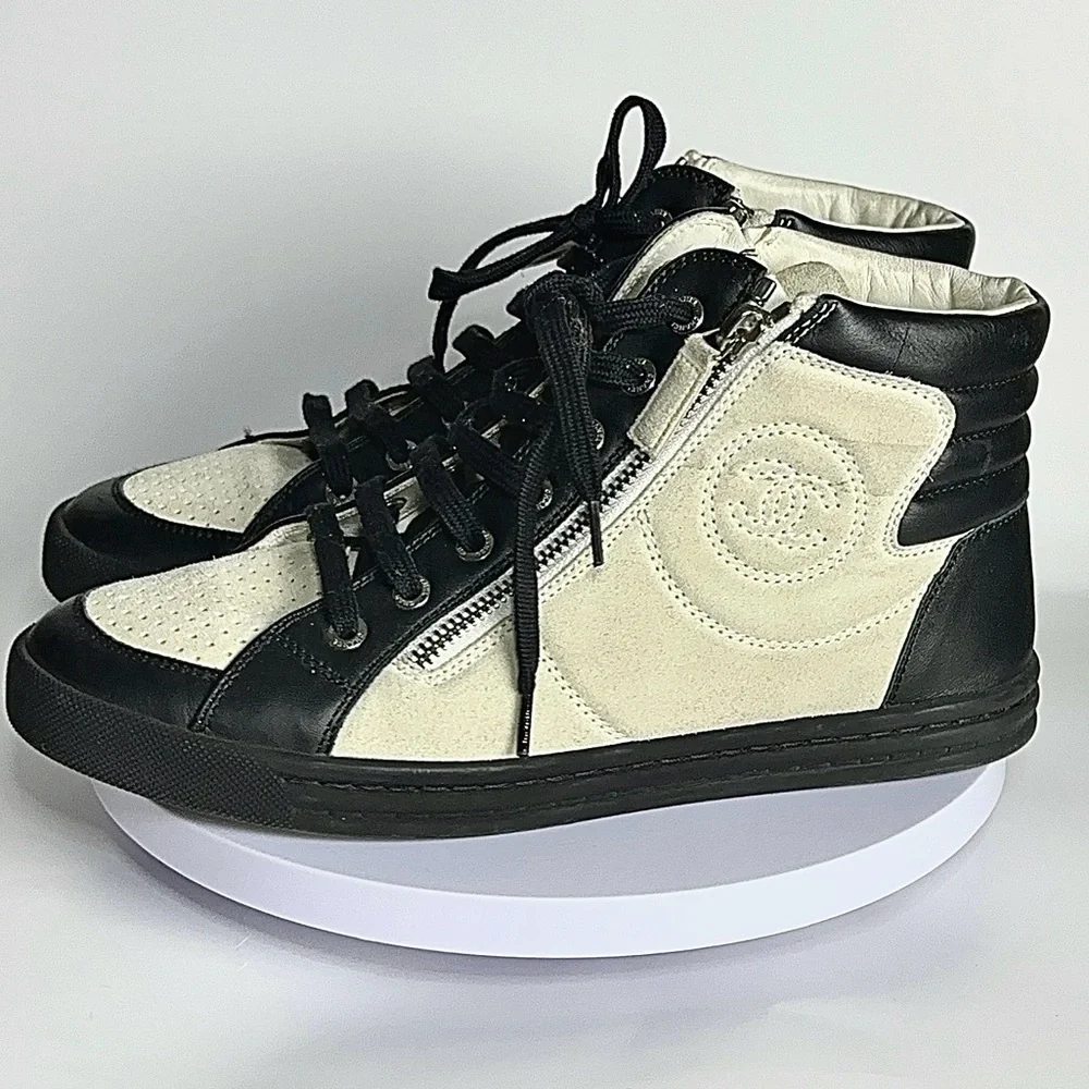 CHANEL Black & Cream High-Top Sneakers Size 38.5 Leather Suede Side Zip US 8 - Picture 3 of 8